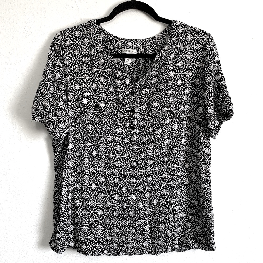 Croft  Barrow Buttoned Front Short Sleeves Top